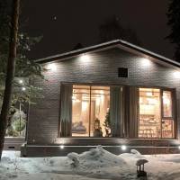 Панарамное остекление дома в поселке Патроны